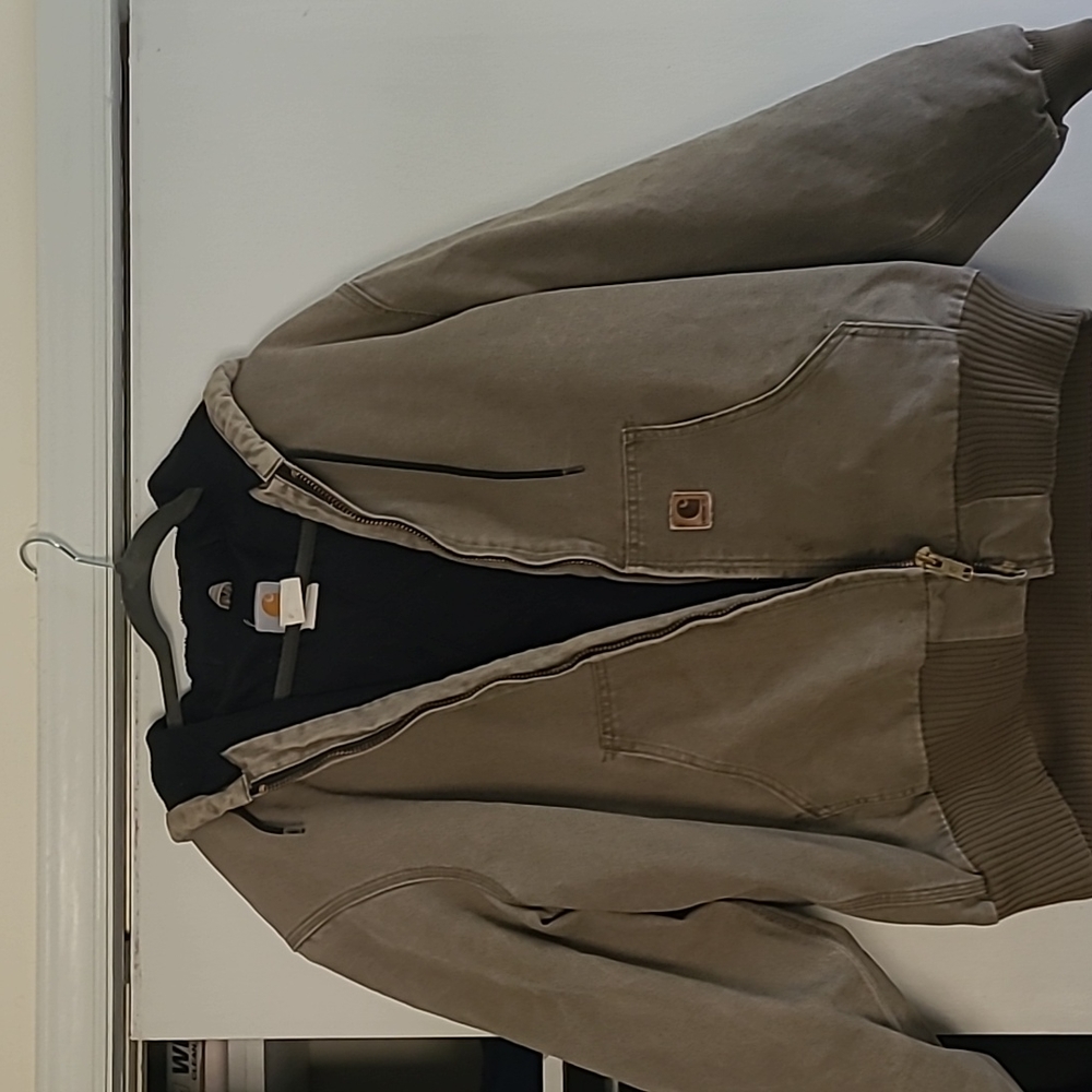 Carhartt Men's 2XL jacket with fleece lining and hood